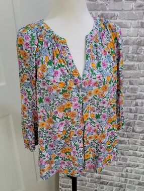 crown & ivy Floral Split V-Neck Peasant Boho Blouse in White Pink & Yellow Sz S